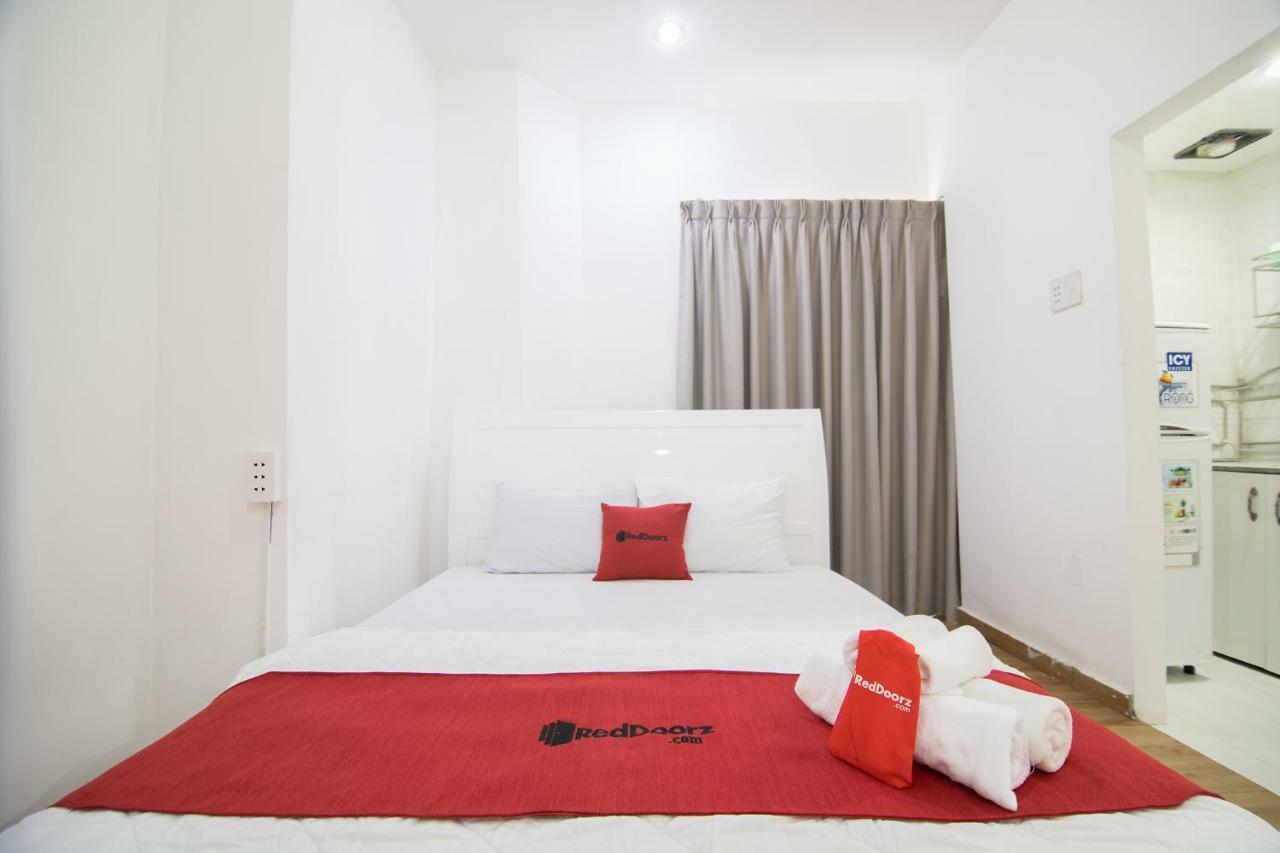 Reddoorz Plus Near Tan Dinh Market Ho-Chi-Minh-Stadt Exterior foto